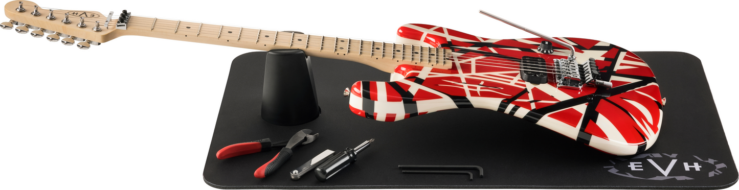 EVH Work Mat Station in Black and Gray