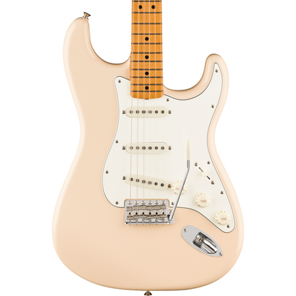 Fender Vintera III Late '60s Stratocaster Electric Guitar, Maple Fingerboard in Olympic White