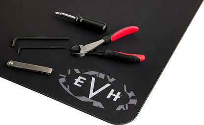EVH Work Mat Station in Black and Gray