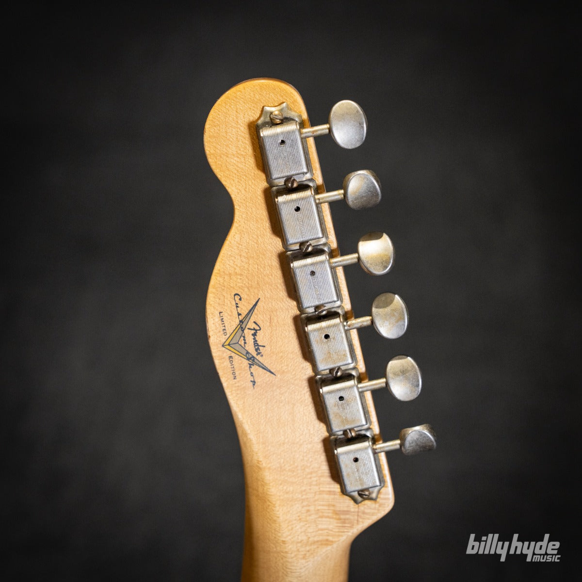 Fender Custom Shop Limited Edition Nocaster Thinline Relic Electric Guitar in Aged White Blonde