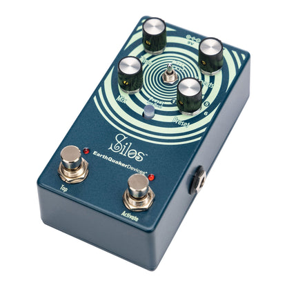 EarthQuaker Devices Silos Multi-Generational Time Reflection Device | Three Mode Delay Pedal