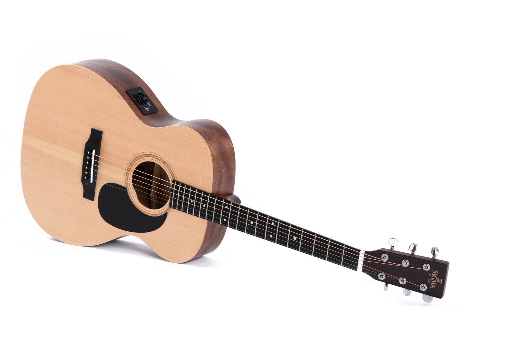 Sigma 000ME Acoustic Electric Guitar in Satin