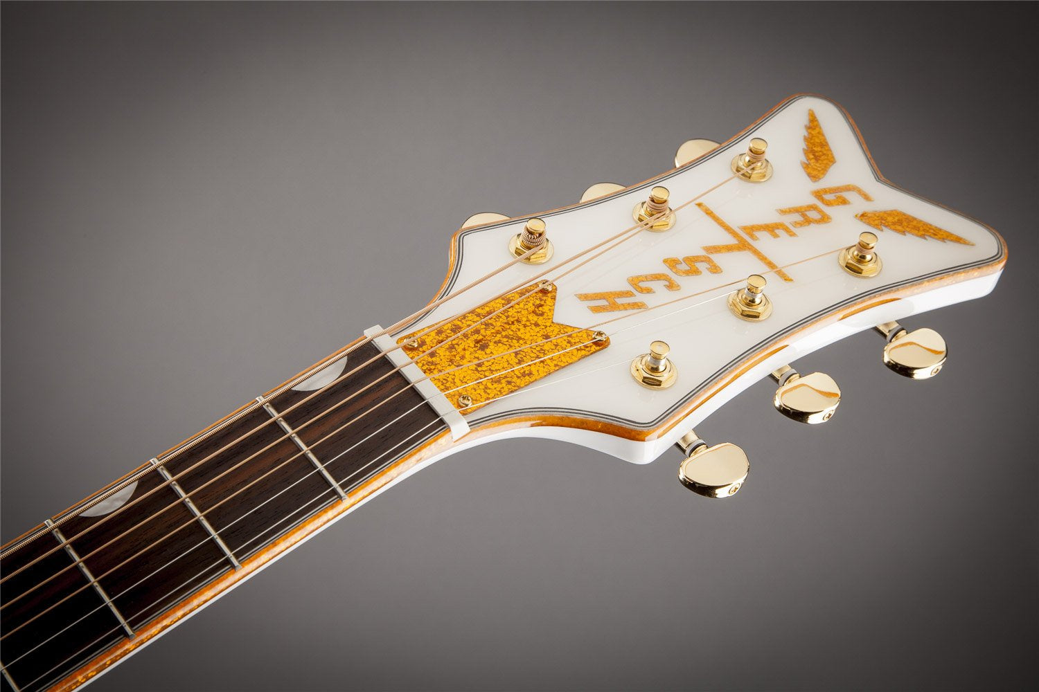 Gretsch G5022CWFE Rancher Falcon Jumbo Electric Acoustic in White