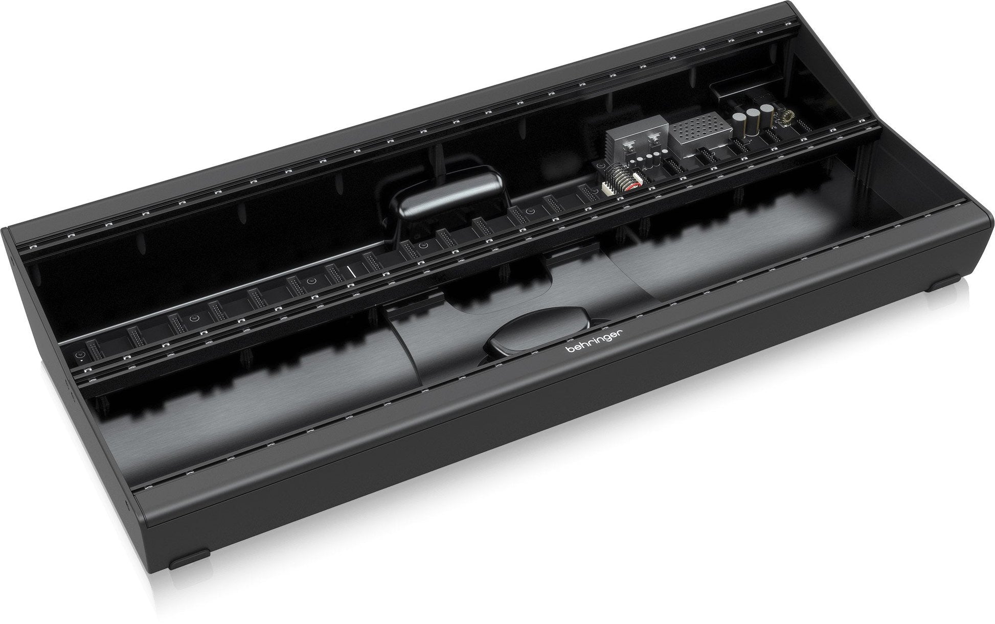 Behringer Eurorack Go Powered Module Case