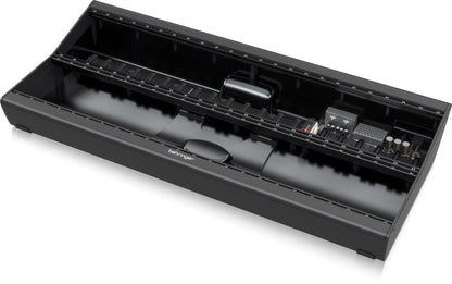 Behringer Eurorack Go Powered Module Case