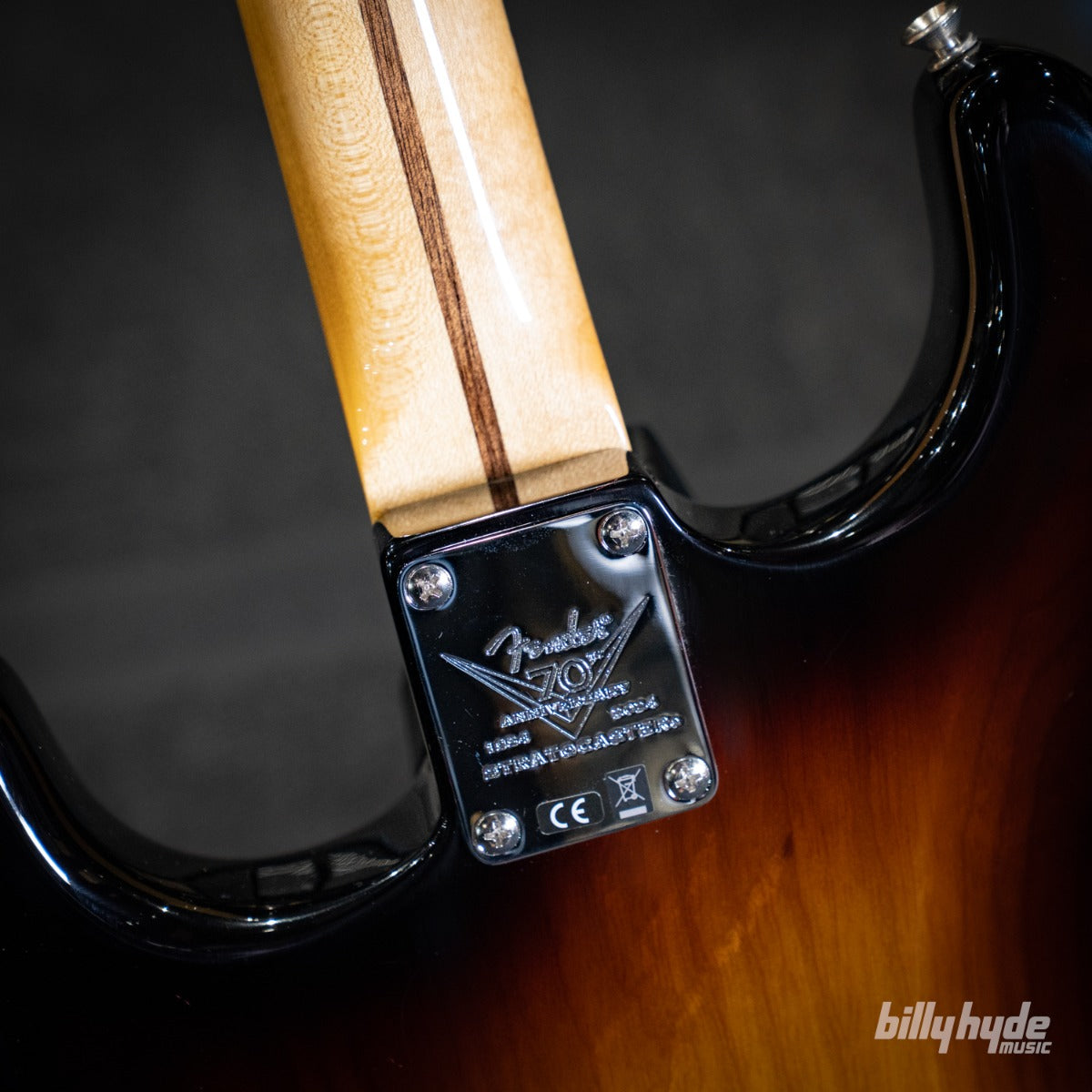 Fender Custom Shop Limited Edition 70th Anniversary 1954 Stratocaster NOS Electric Guitar in Wide-Fade 2-Color Sunburst