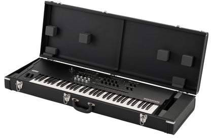 KORG wavestate SE 61 Note Wave Sequencing Synthesizer with Case Black