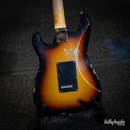 Fender Custom Shop Stevie Ray Vaughan Signature Stratocaster Relic with Closet Classic Hardware Electric Guitar in Faded 3-Color Sunburst