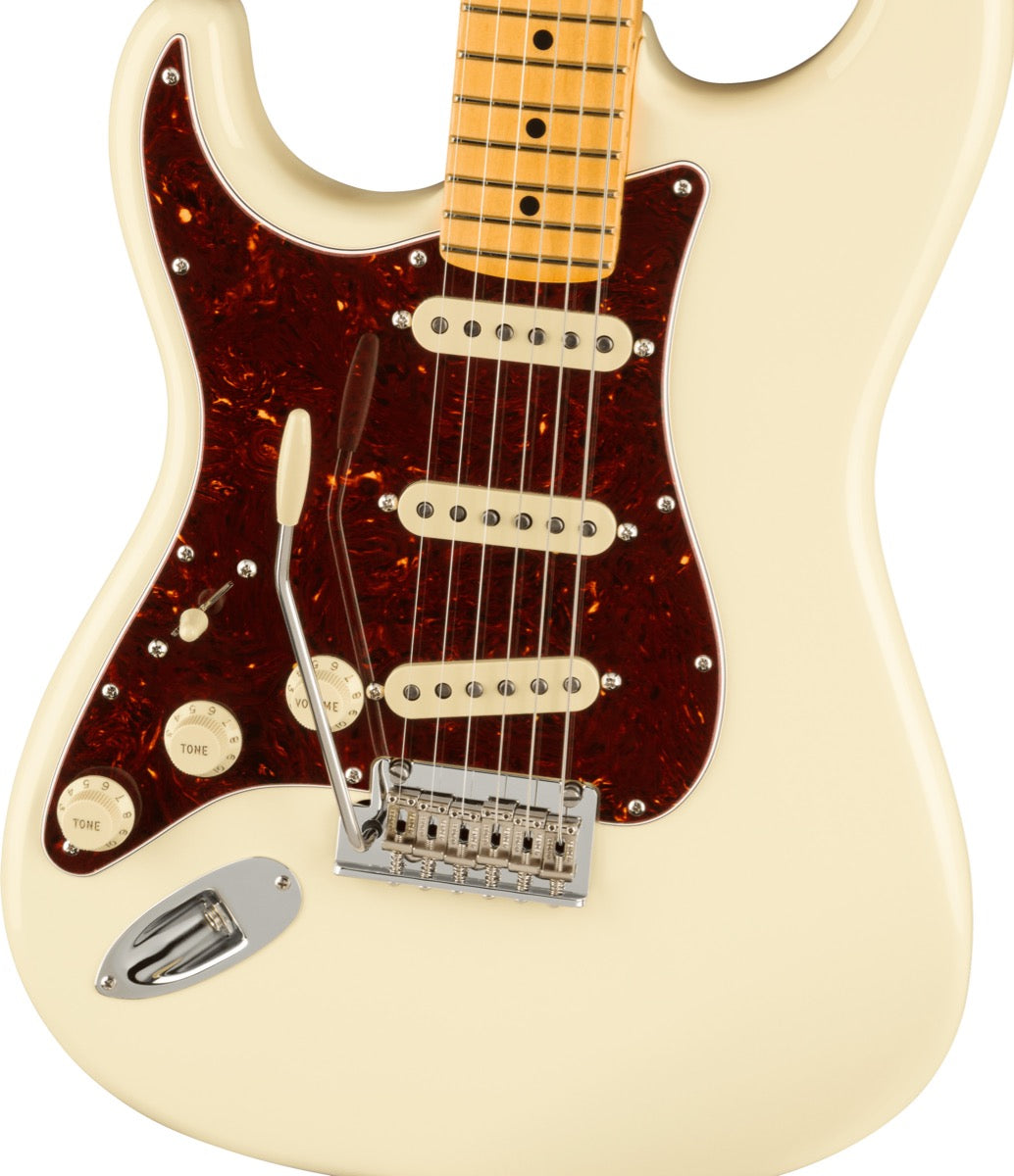 Fender American Professional II Stratocaster Left Hand, Maple Fingerboard in Olympic White