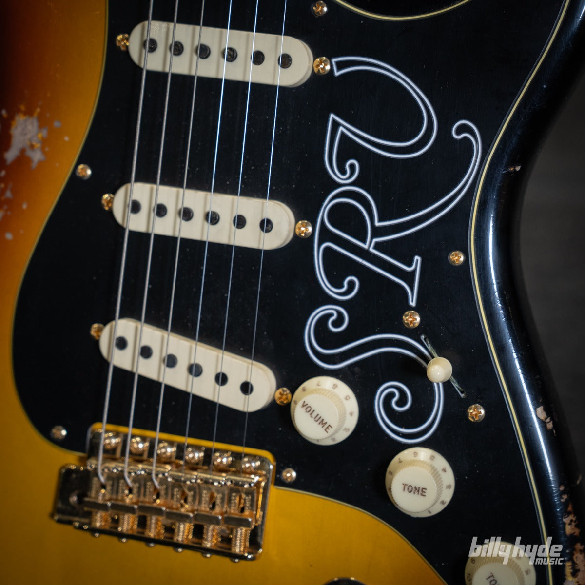 Fender Custom Shop Stevie Ray Vaughan Signature Stratocaster Relic with Closet Classic Hardware Electric Guitar in Faded 3-Color Sunburst
