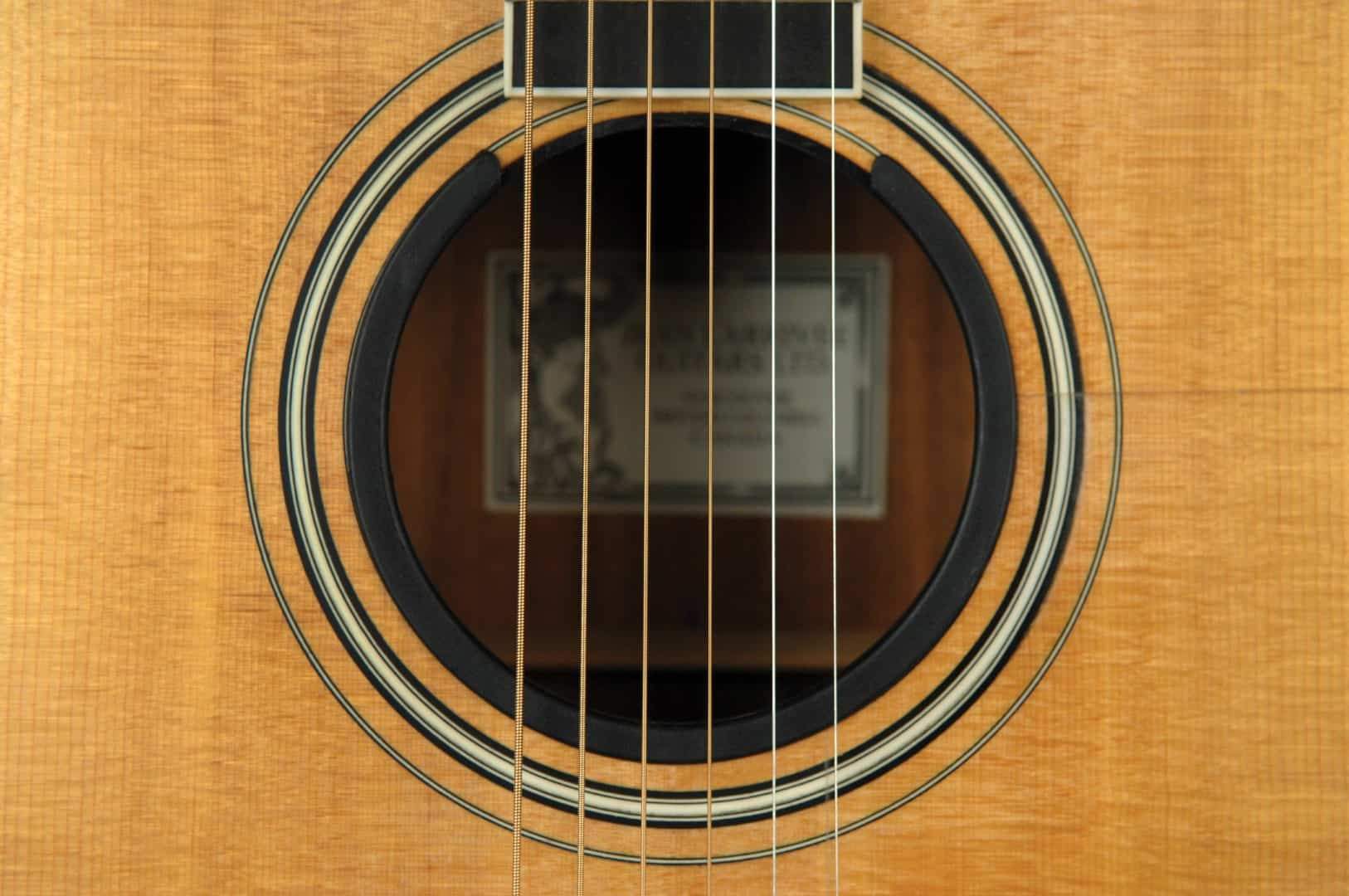 D'Addario Planet Waves OPort Sound Enhancement for Acoustic Guitar Small in Black