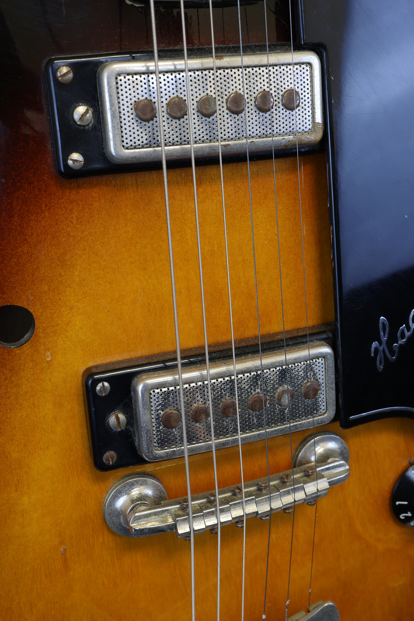 Hagstrom Viking (1967) in Sunburst (Second Hand)