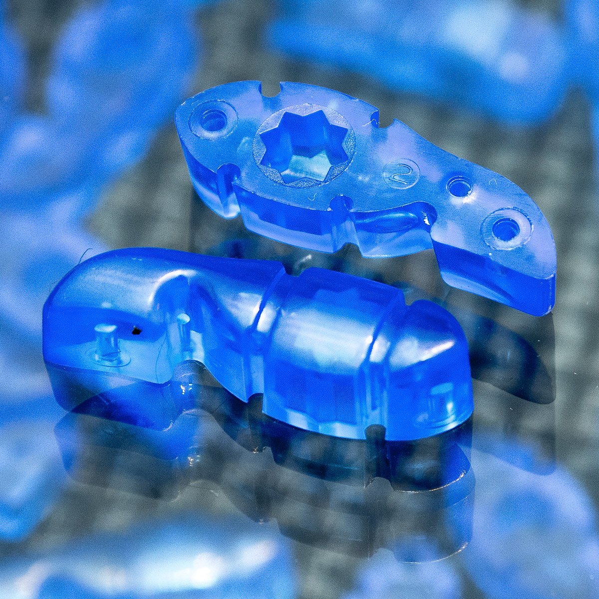 Tuner Fish TFBL8 Lug Locks 8 Pack in Blue