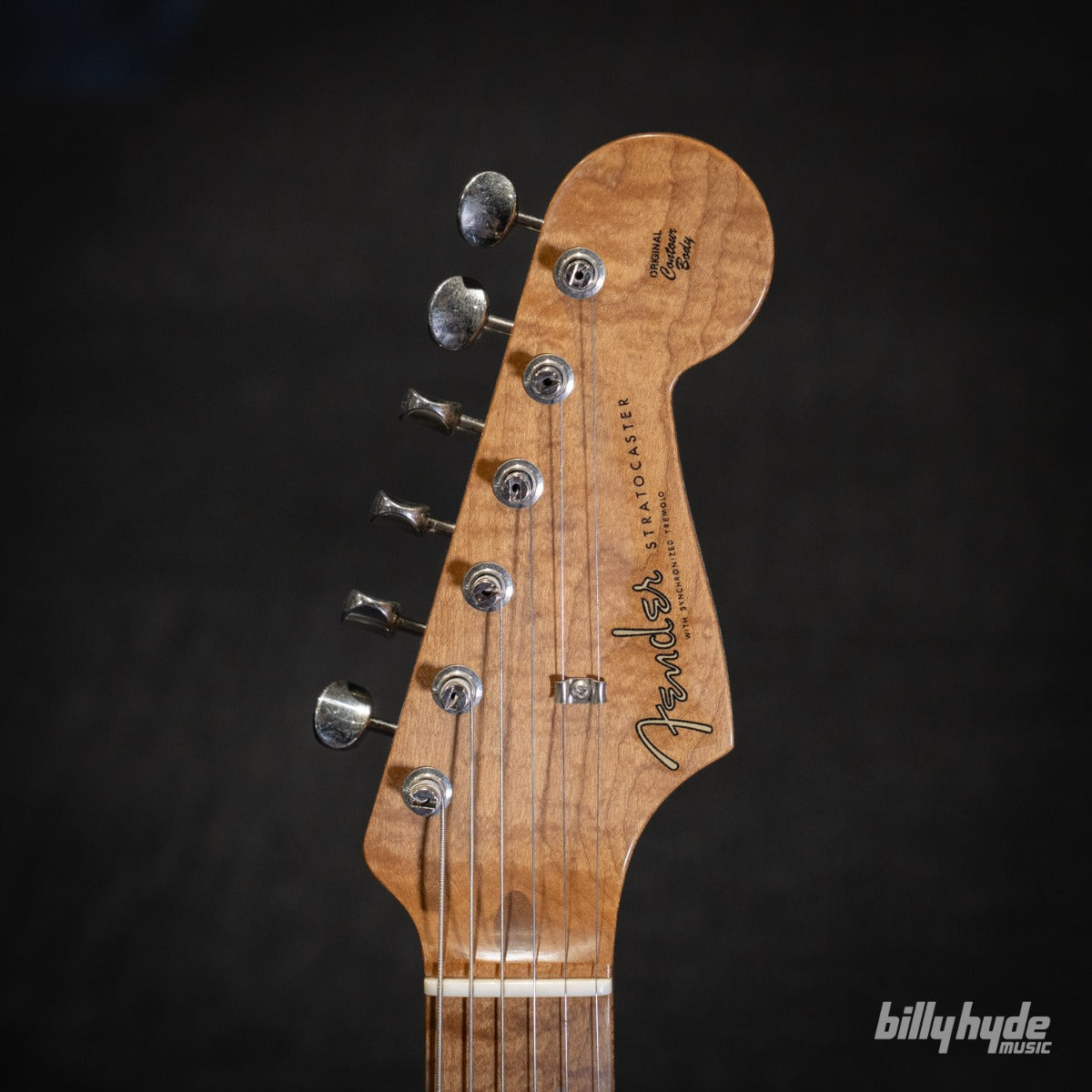 Fender Custom Shop Limited Edition '58 Stratocaster Journeyman Relic with Closet Classic Hardware Electric Guitar in Chocolate 3-Color Sunburst