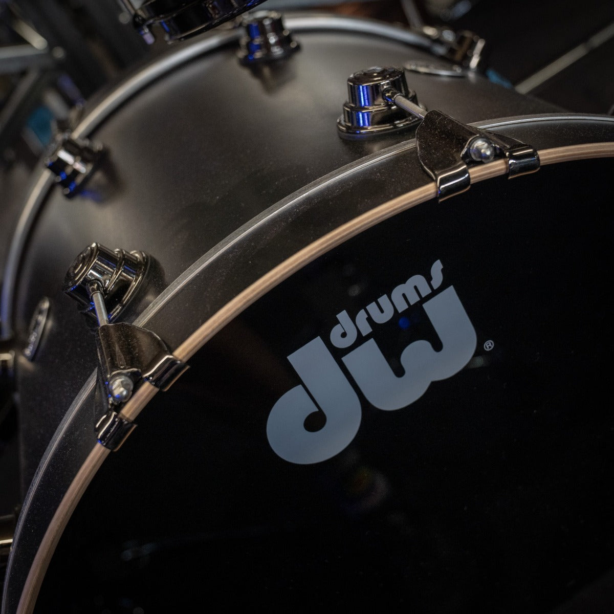 DW Collectors Maple / Mahogany 4-Piece Shell Pack  (12TT/14FT/16FT/22K) in Super Intense Ebony Satin Oil w/Black Nickel Hardware