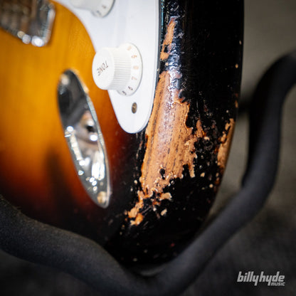 Fender Custom Shop Limited Edition 70th Anniversary 1954 Stratocaster Heavy Relic Electric Guitar in Wide-Fade 2-Color Sunburst