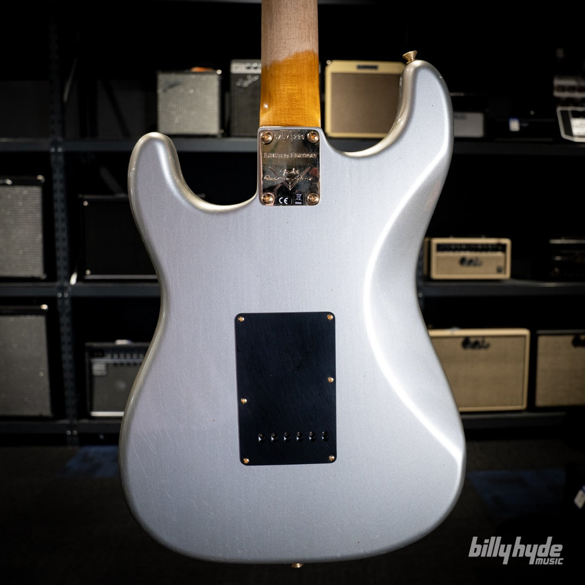 Fender Custom Shop Limited Edition 1965 Dual-Mag Stratocaster Journeyman Relic with Closet Classic Hardware Electric Guitar in Aged Inca Silver